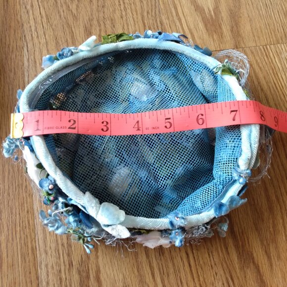 Vintage Blue Floral Hat Topper Shabby Velvet Netting 50s 60s - Picture 11 of 11